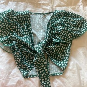 green tie front crop top